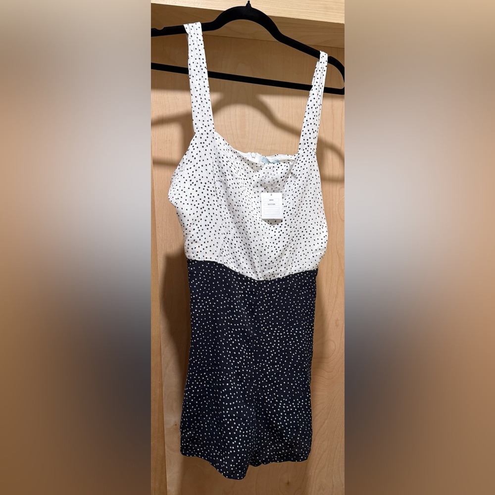 Kimchi Blue Two-Tone Polka Dot Sleeveless Romper - White & Black